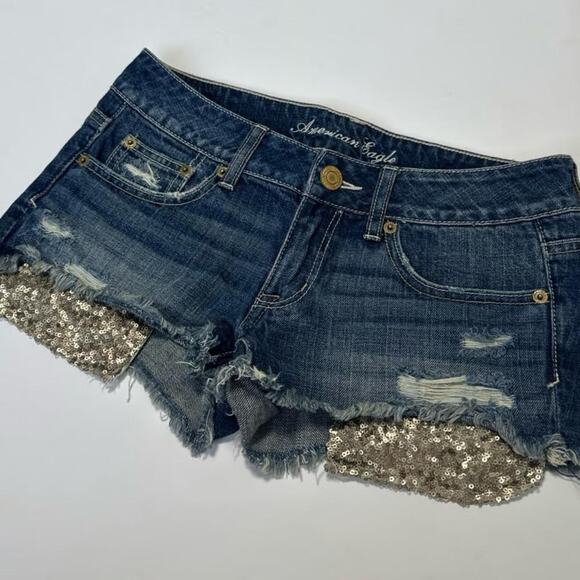 Y2K American Eagle Low Rise Denim Shorts - Picture 3 of 5